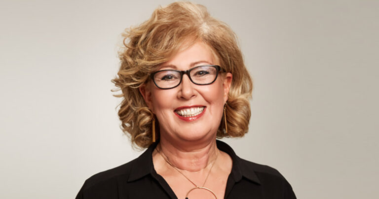 Kim Morgan announced as a finalist for 2018 Business Awards – Barefoot Coaching